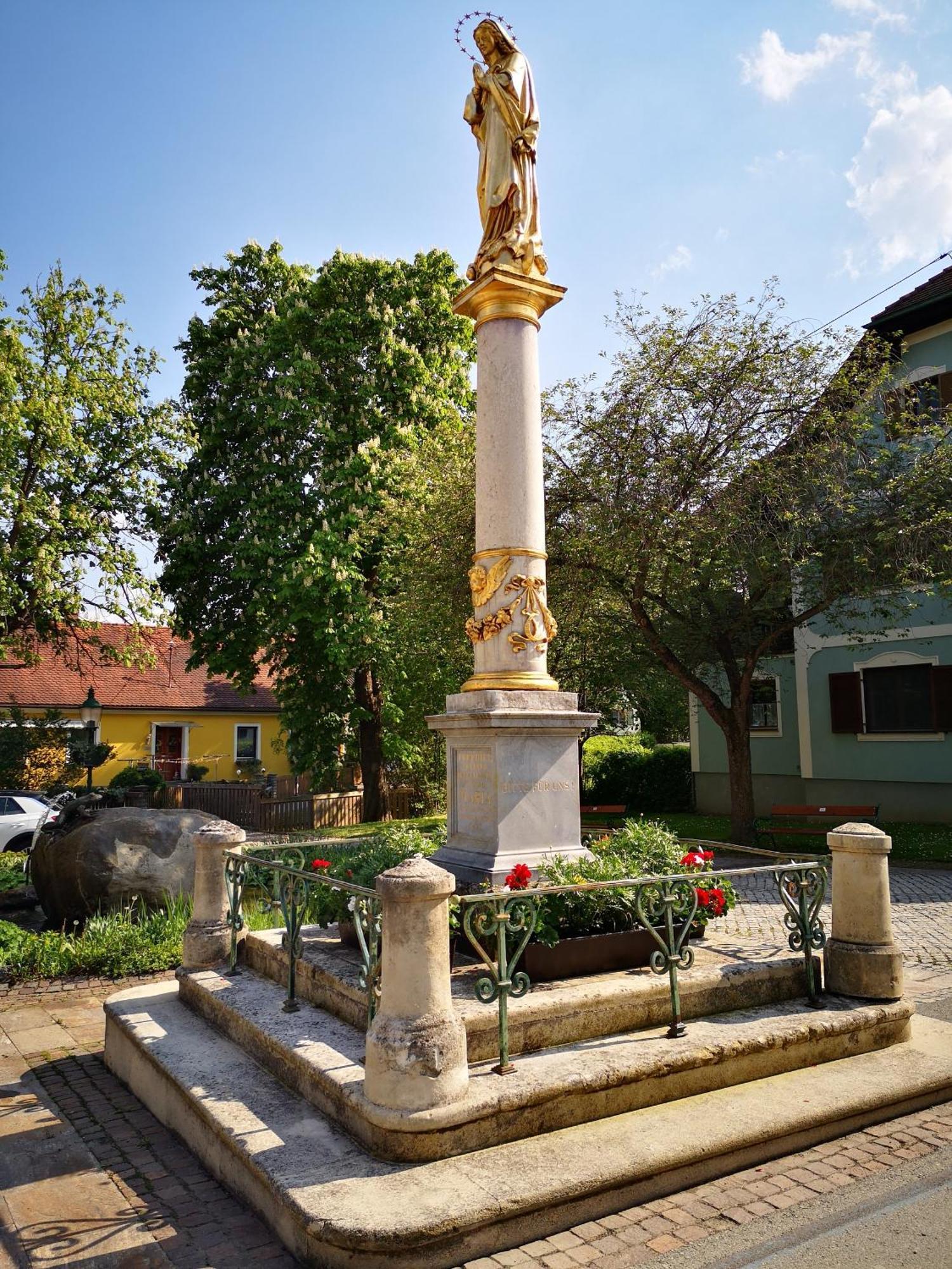 Aparthotel "Goldener Hahn Apartments" Bad Waltersdorf Kültér fotó